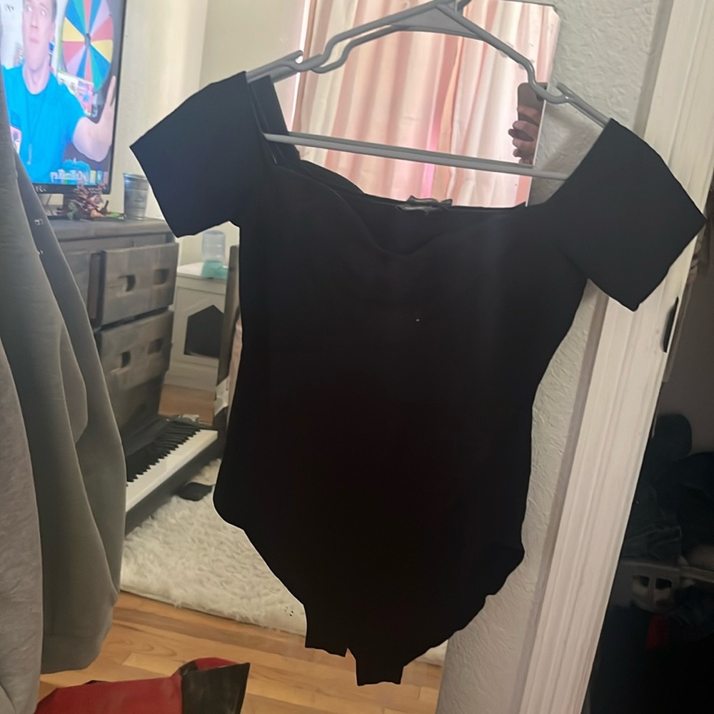 Black bodysuit heart shape neckline